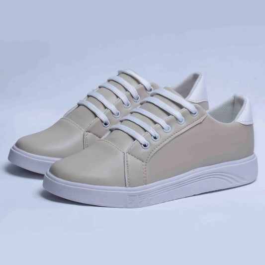 Fashionable Sneakers for ladies